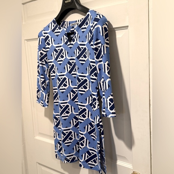 Barbara Gerwit EUC Size XS Pretty Geometric Blues & White Tunic Top Dress (0564) - Picture 3 of 8